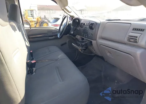 2006 Ford F-250 Xl/Xlt z USA, uszkodzony, nr VIN 1FDNF20526ED53374